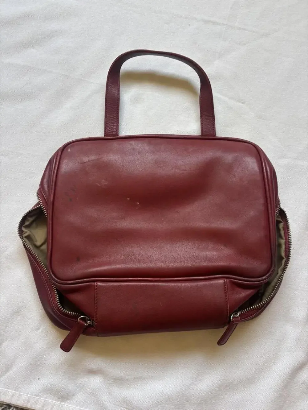 vintage Coach burgundy leather travel makeup bag